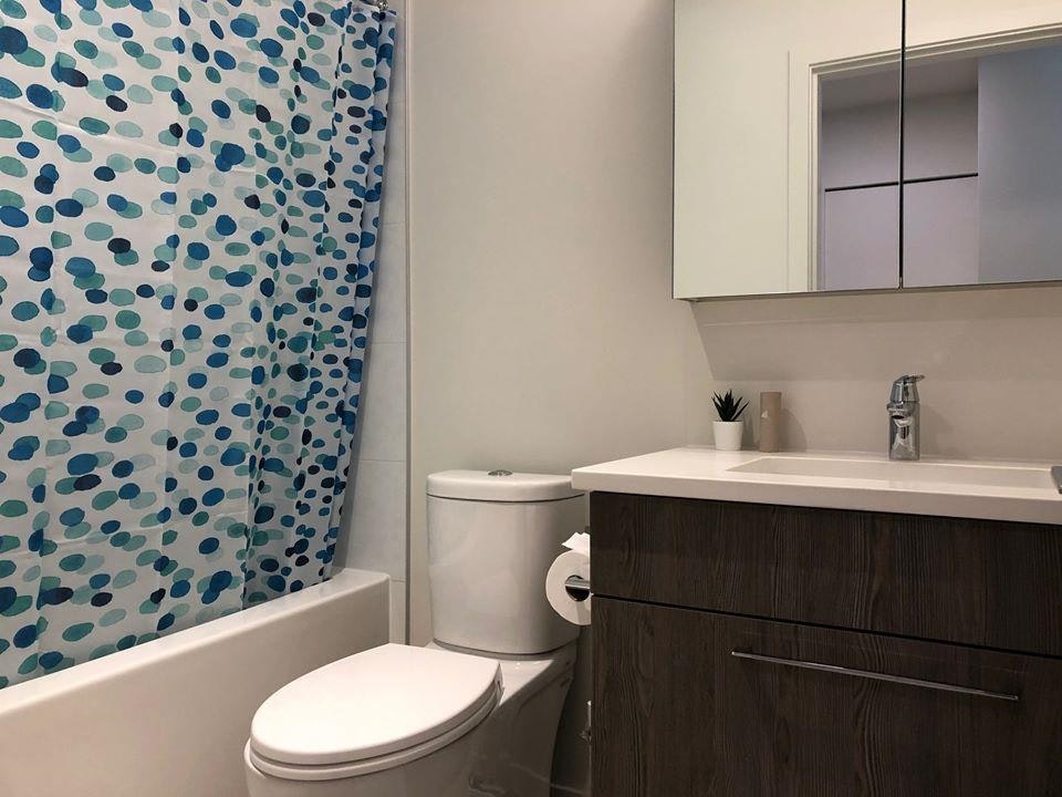 202-691 North Road, Burnaby, BC, V3J 0H9 - 8