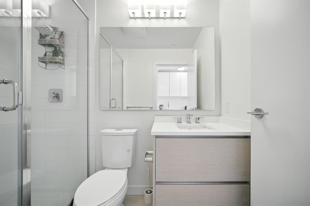4xx-8850 University Crescent, Burnaby, BC, V5A 0C8 - 4