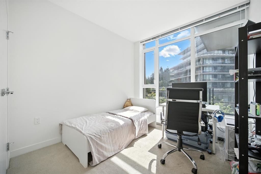 4xx-8850 University Crescent, Burnaby, BC, V5A 0C8