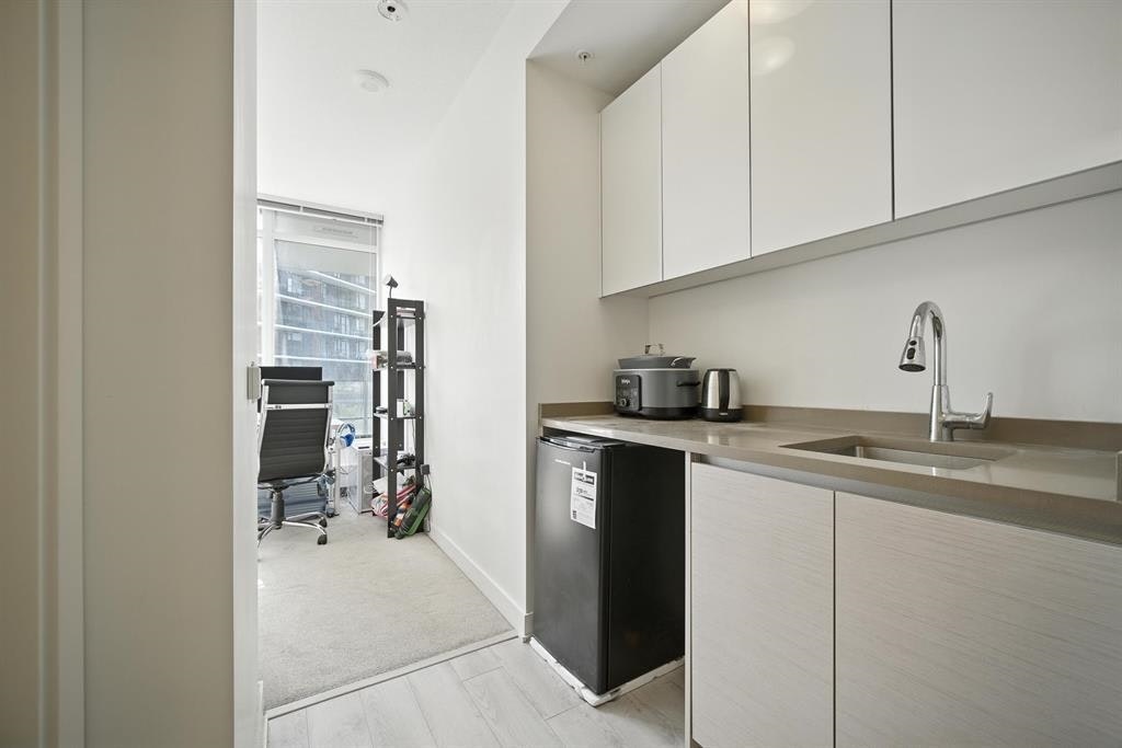 4xx-8850 University Crescent, Burnaby, BC, V5A 0C8 - 5