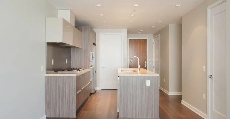 1102-181 W 1st Avenue, Vancouver, BC, V5Y 0E3 - 4