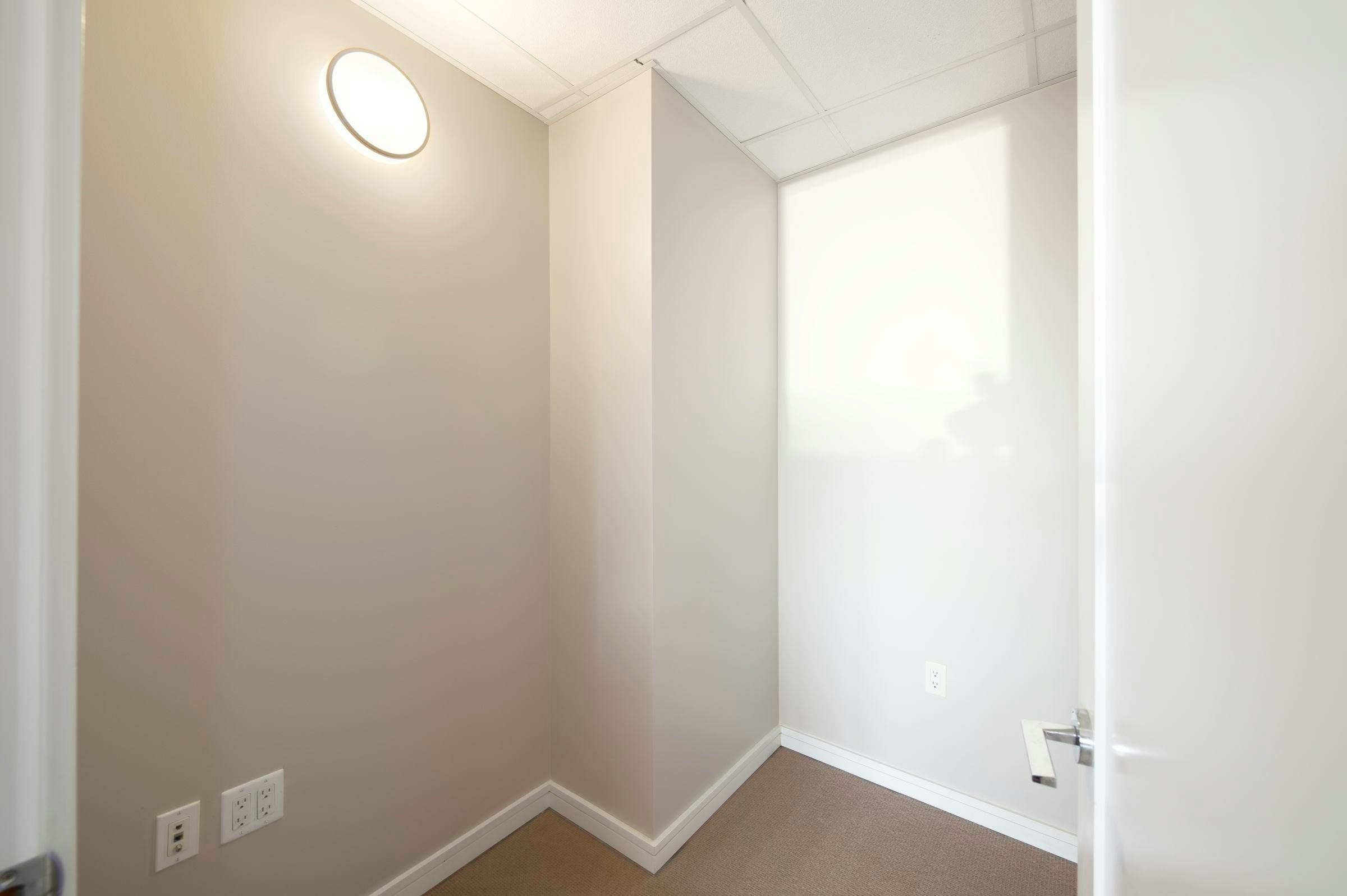 1102-181 W 1st Avenue, Vancouver, BC, V5Y 0E3 - 11
