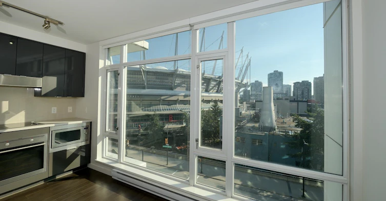 705-161 W Georgia Street, Vancouver, BC, V6B 0K9 - 4