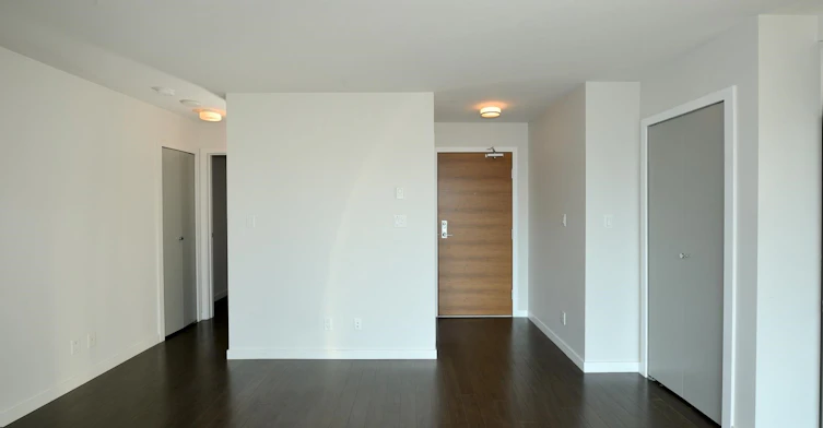 705-161 W Georgia Street, Vancouver, BC, V6B 0K9 - 2