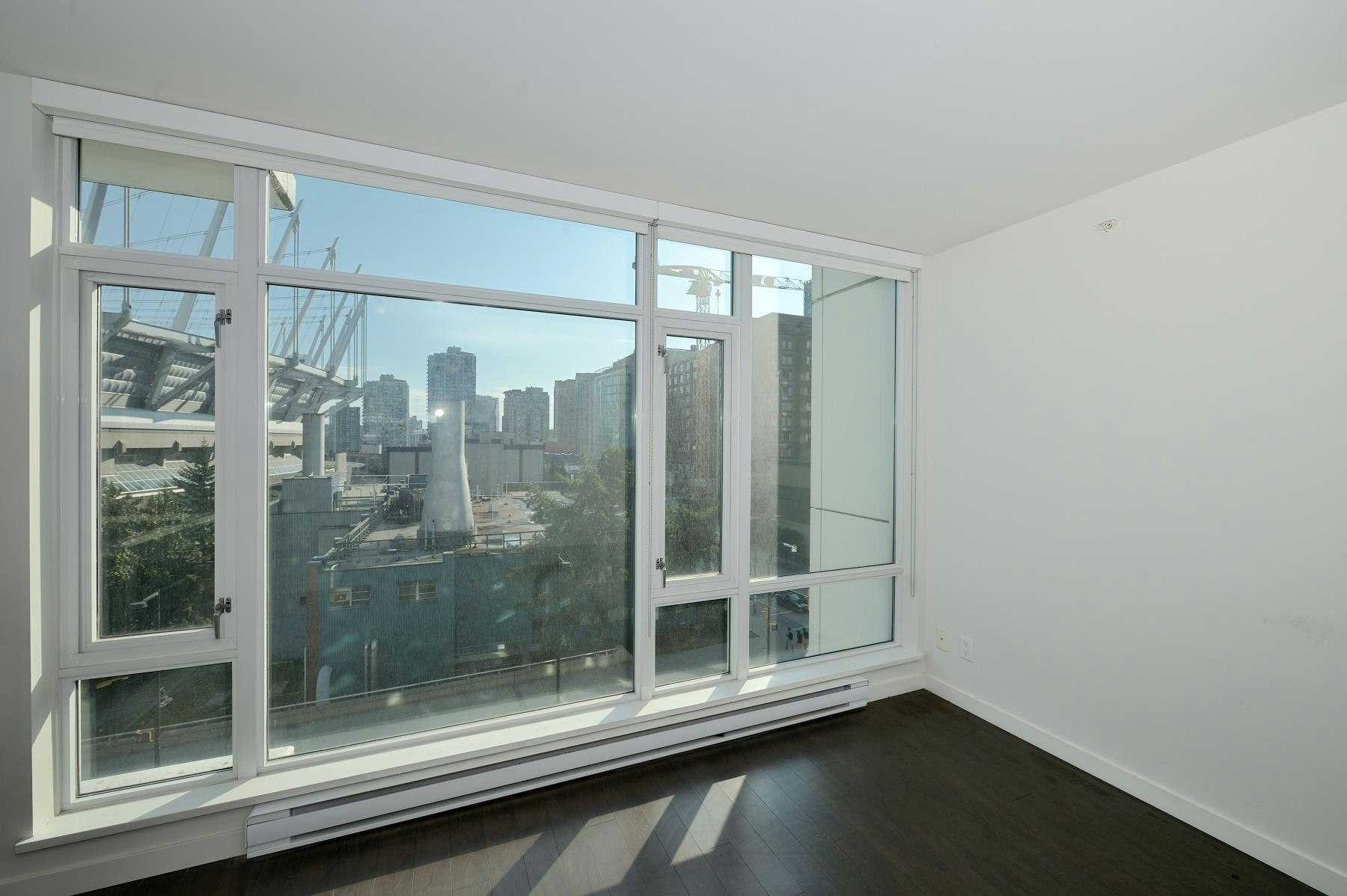 705-161 W Georgia Street, Vancouver, BC, V6B 0K9 - 5
