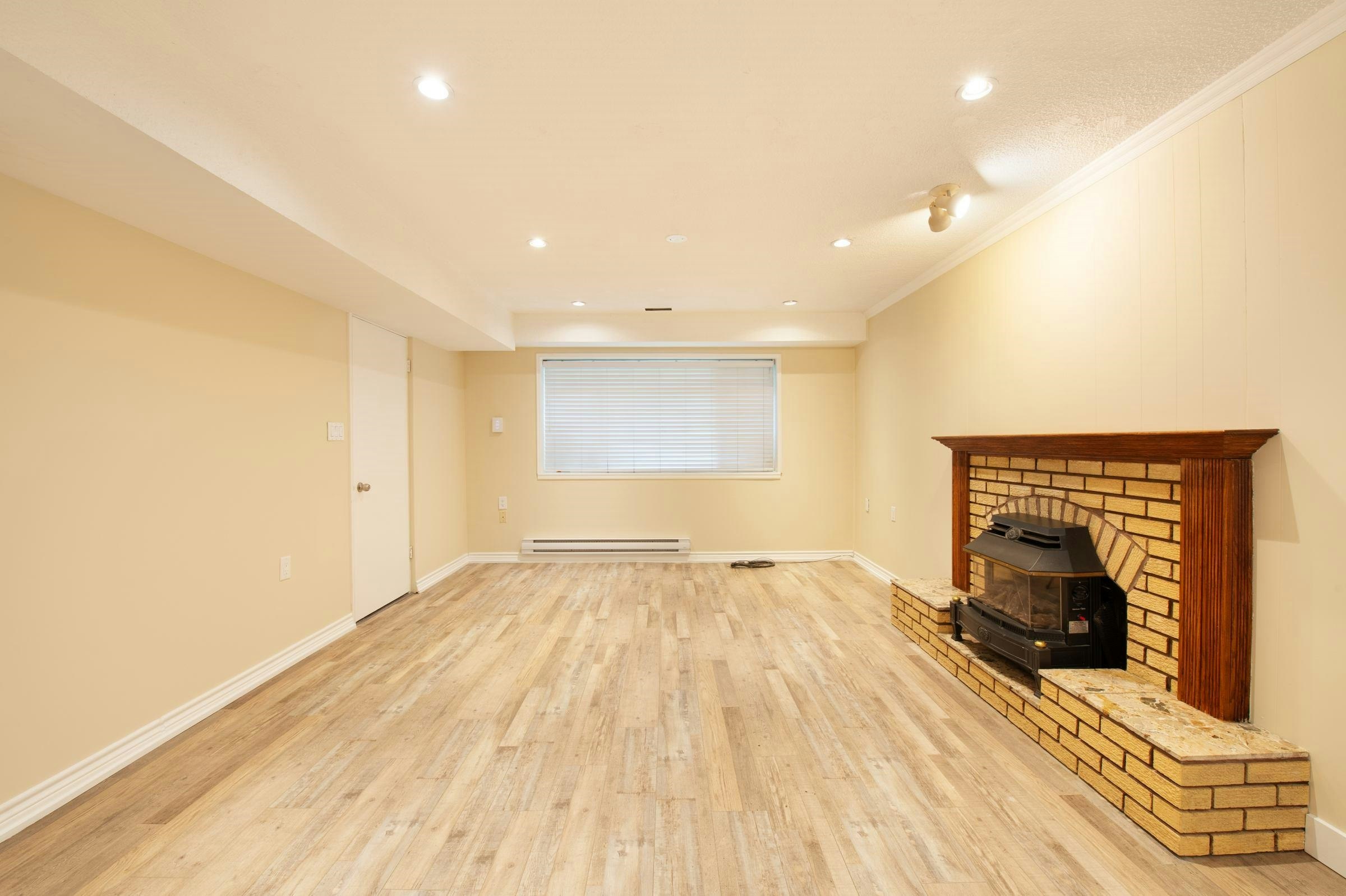 GROUND-4437 Atlee Avenue, Burnaby, BC, V5G 3R7 - 2