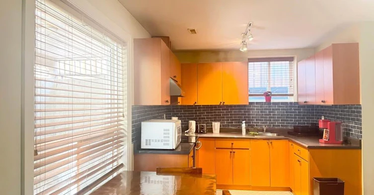 Basement-159xx 89a Avenue, Surrey, BC, V4V 5M2