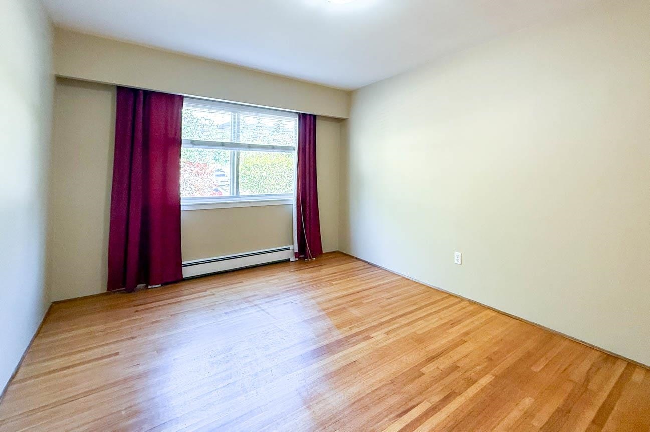102-461 16th West Street, North Vancouver, BC, V7M 1V1 - 16