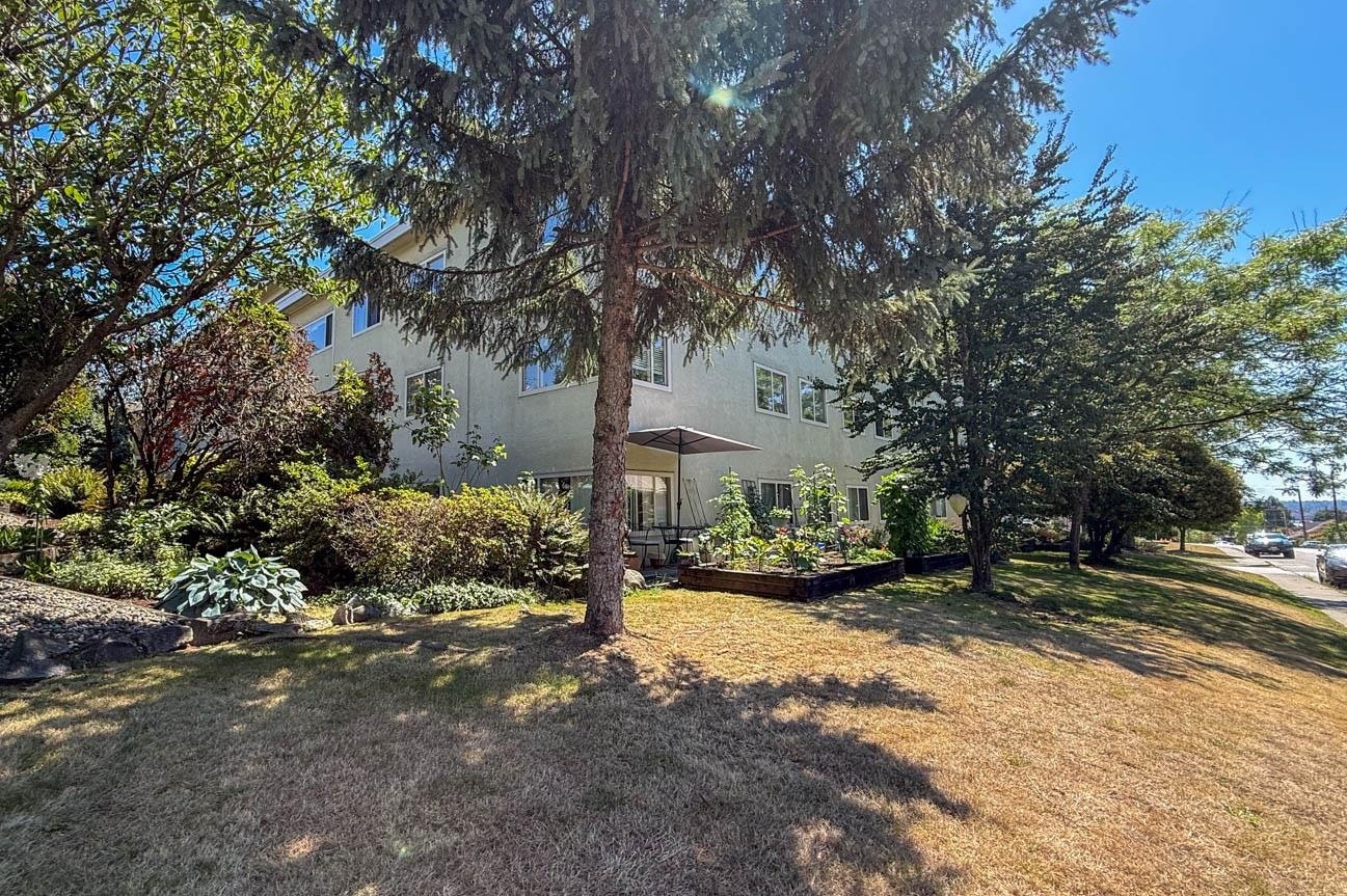102-461 16th West Street, North Vancouver, BC, V7M 1V1 - 4