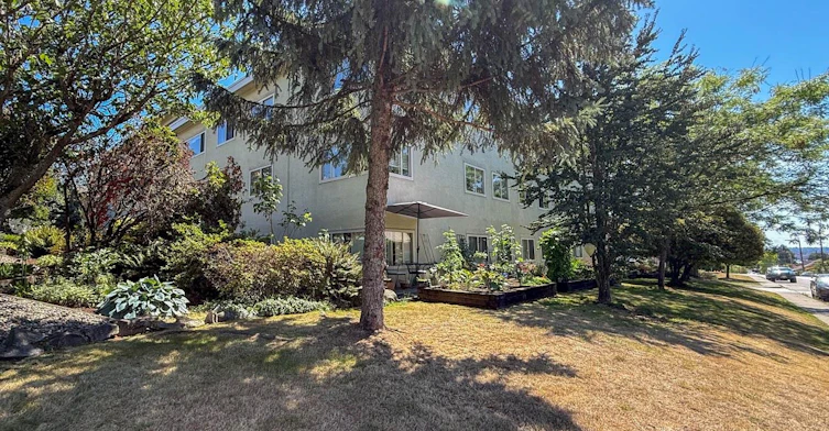 102-461 16th West Street, North Vancouver, BC, V7M 1V1 - 4