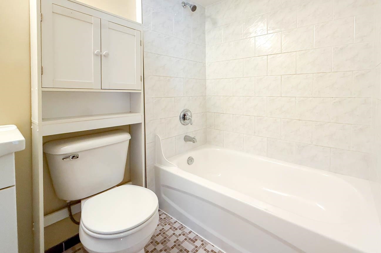 102-461 16th West Street, North Vancouver, BC, V7M 1V1 - 20