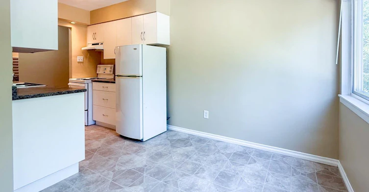 102-461 16th West Street, North Vancouver, BC, V7M 1V1 - 12