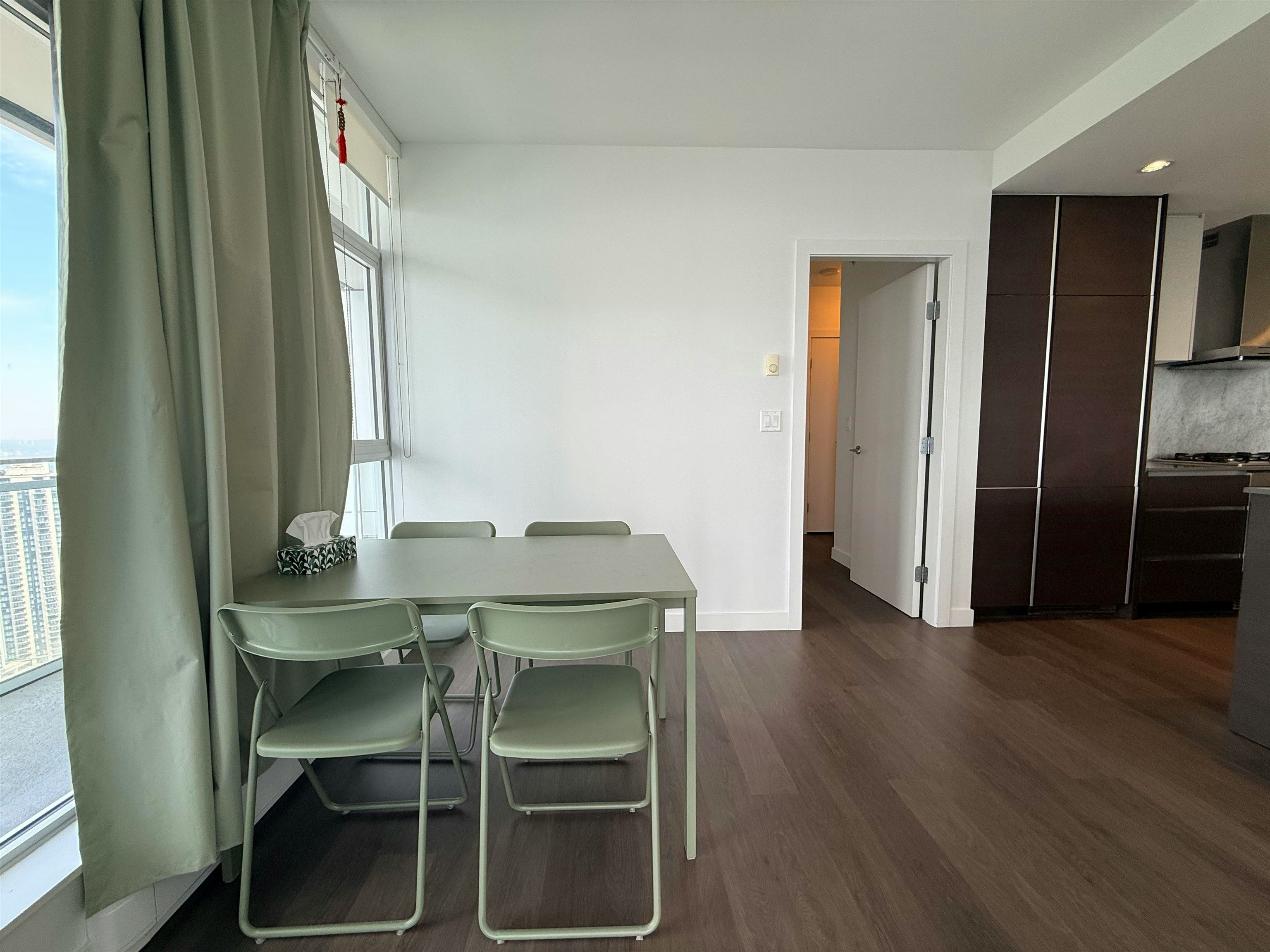 4008-4670 Assembly Way, Burnaby, BC, V5H 0H3 - 7