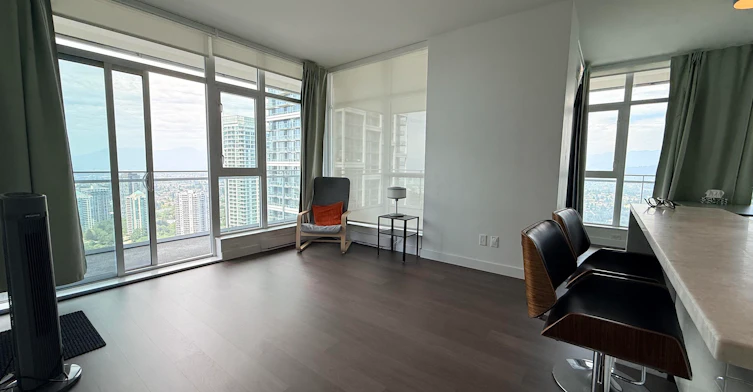 4008-4670 Assembly Way, Burnaby, BC, V5H 0H3 - 5