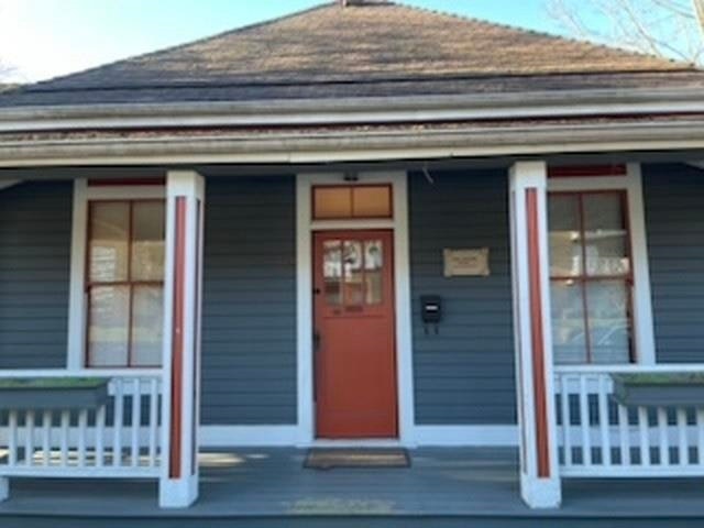 324 Tenth Street, New Westminster, BC, V3M 3Y5
