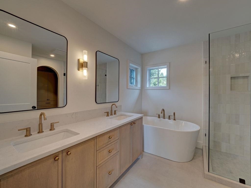 385 Solaz Place, Gibsons, BC, V0N 1V5 - 32
