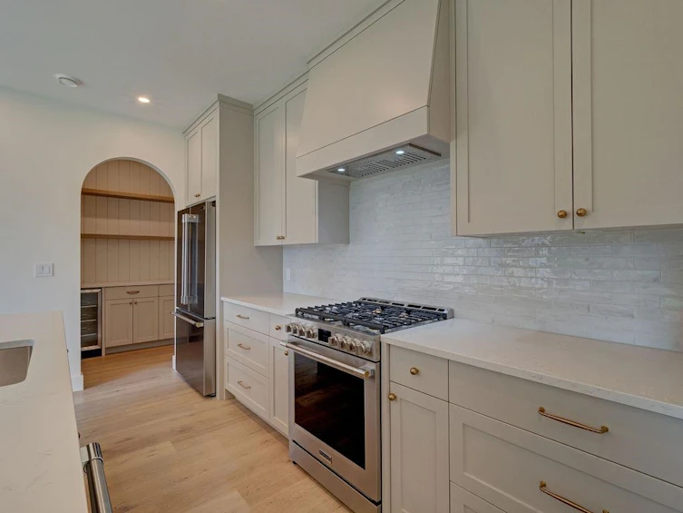 385 Solaz Place, Gibsons, BC, V0N 1V5 - 12