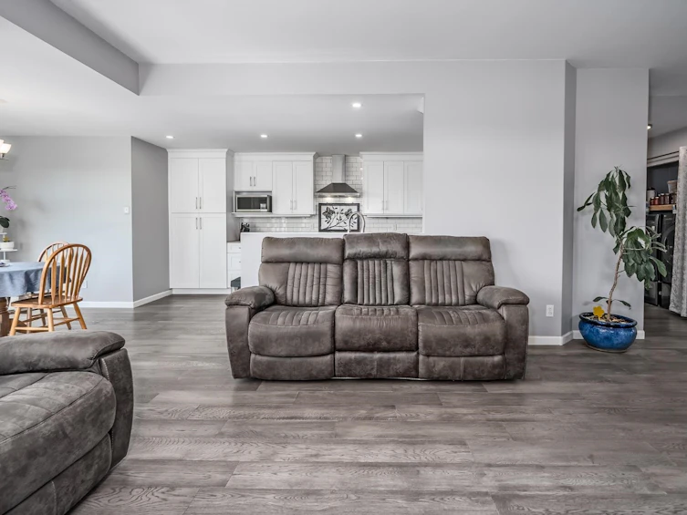 33764 Blueberry Drive, Mission, BC, V2V 7A1 - 6