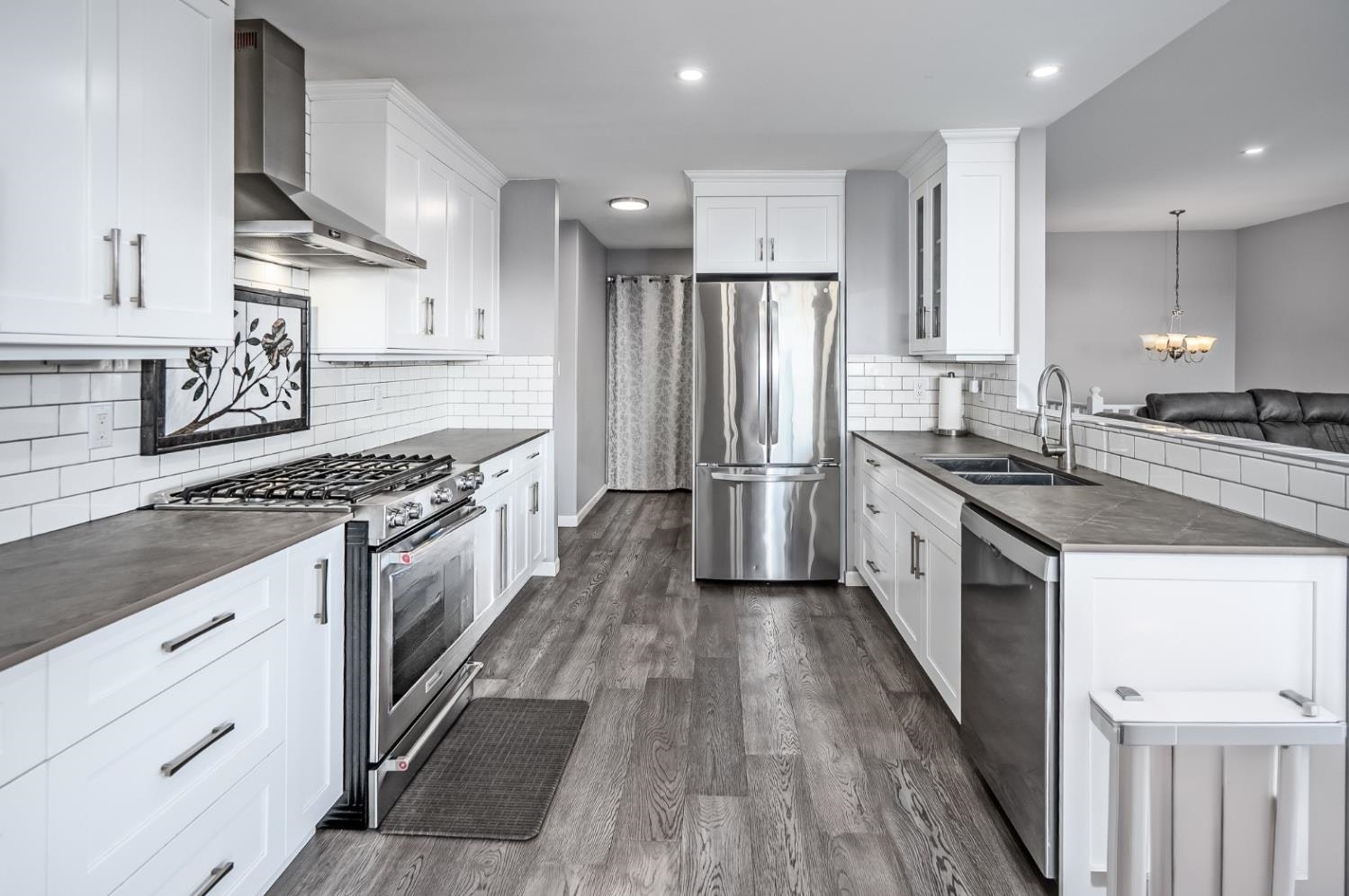 33764 Blueberry Drive, Mission, BC, V2V 7A1 - 9