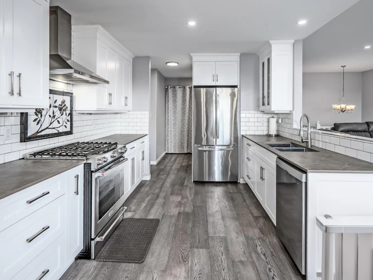 33764 Blueberry Drive, Mission, BC, V2V 7A1 - 9