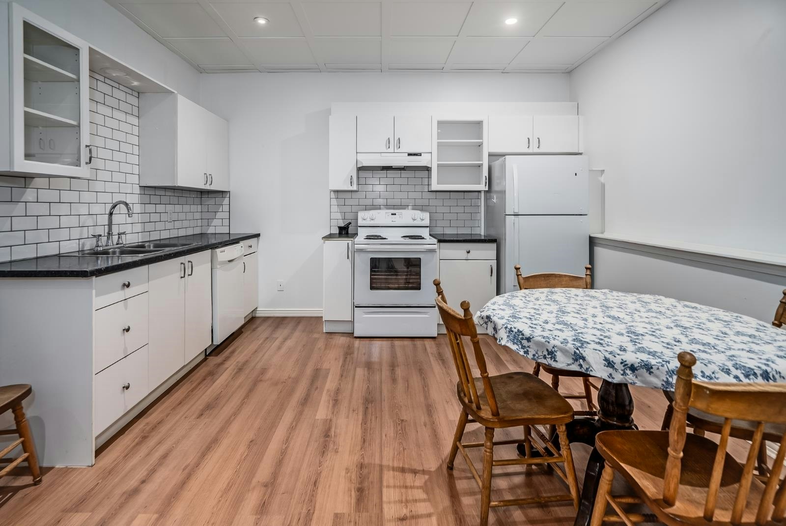 33764 Blueberry Drive, Mission, BC, V2V 7A1 - 17