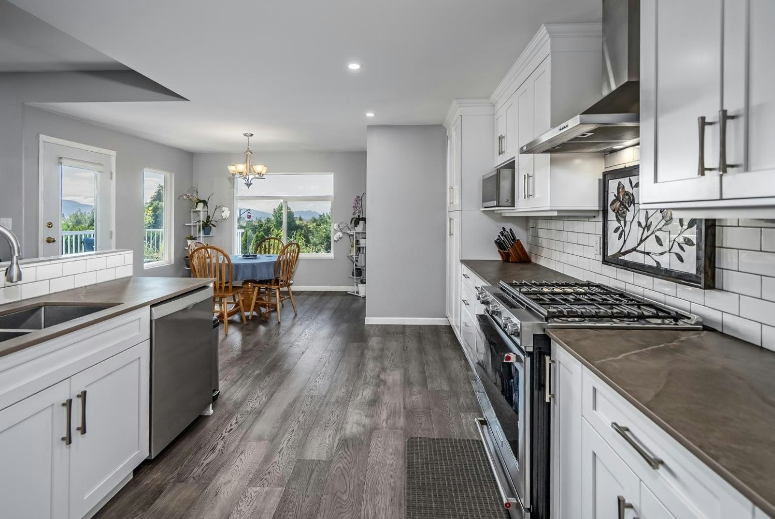 33764 Blueberry Drive, Mission, BC, V2V 7A1 - 10