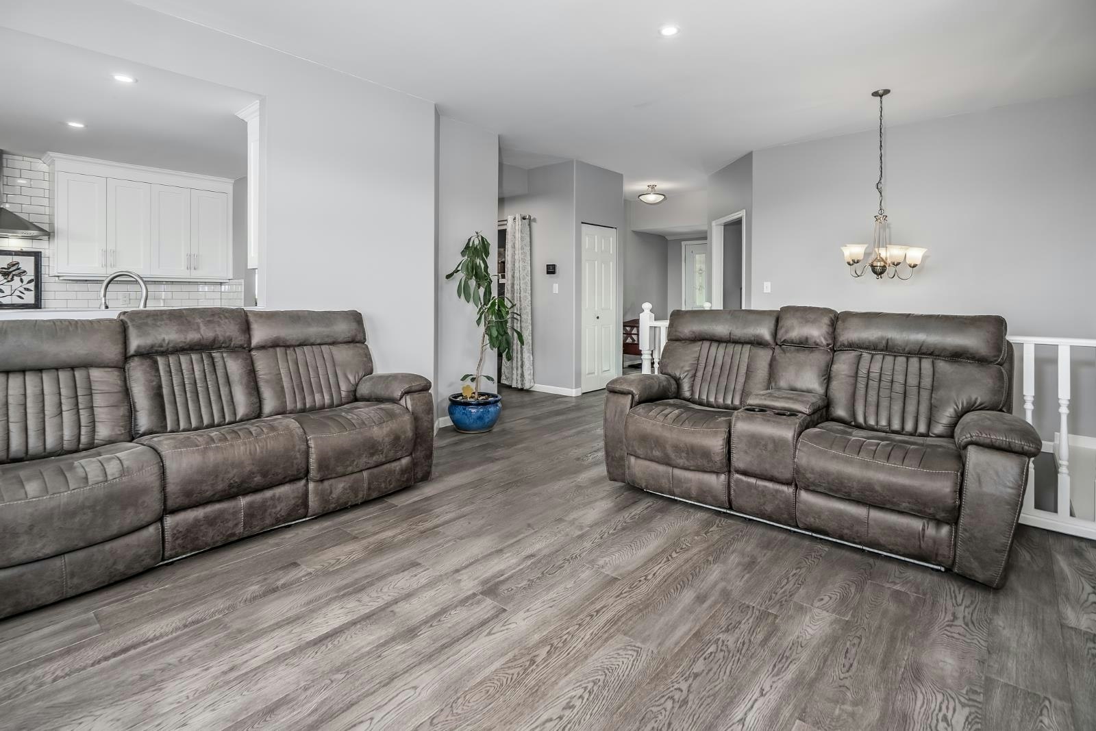 33764 Blueberry Drive, Mission, BC, V2V 7A1 - 7