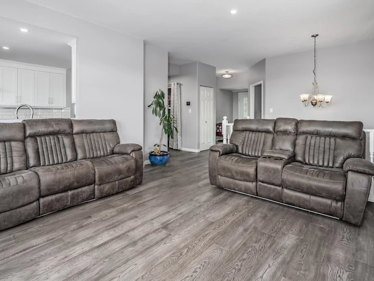 33764 Blueberry Drive, Mission, BC, V2V 7A1 - 7