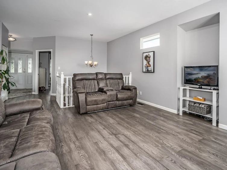 33764 Blueberry Drive, Mission, BC, V2V 7A1 - 8