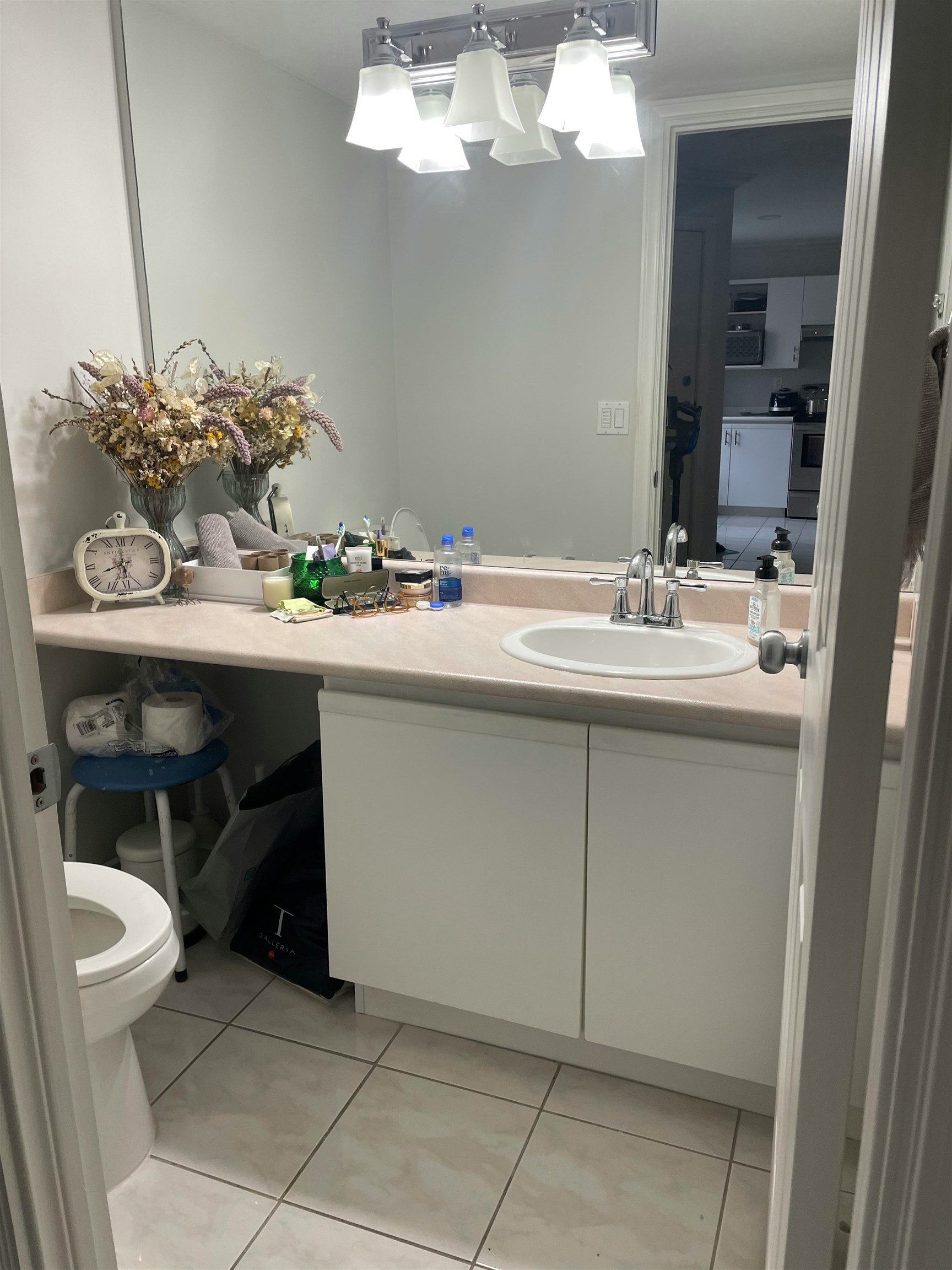 13-225 West 16th Street, North Vancouver, BC, V7M 1T7 - 9