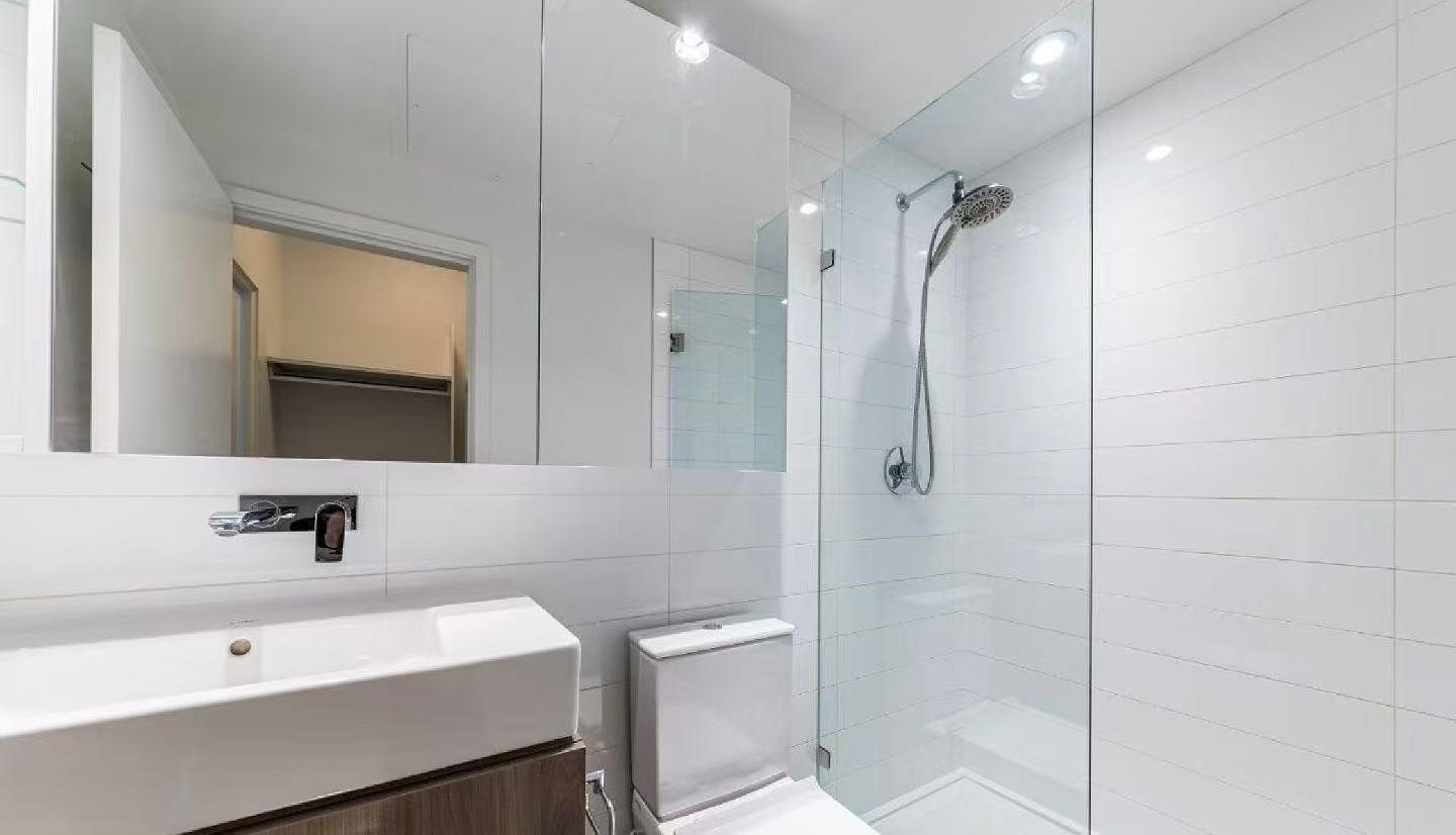 4510 Haxifax Way, Burnaby, BC, V5C 0K4 - 8