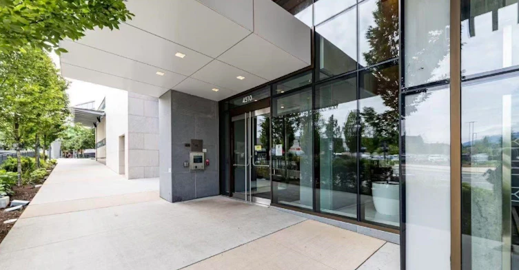 4510 Haxifax Way, Burnaby, BC, V5C 0K4 - 15