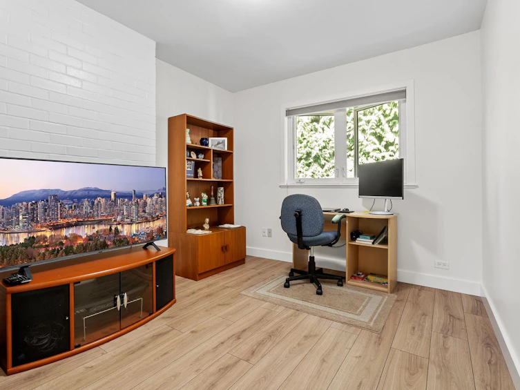 1216 Pinewood Crescent, North Vancouver, BC, V7P 1E9 - 25