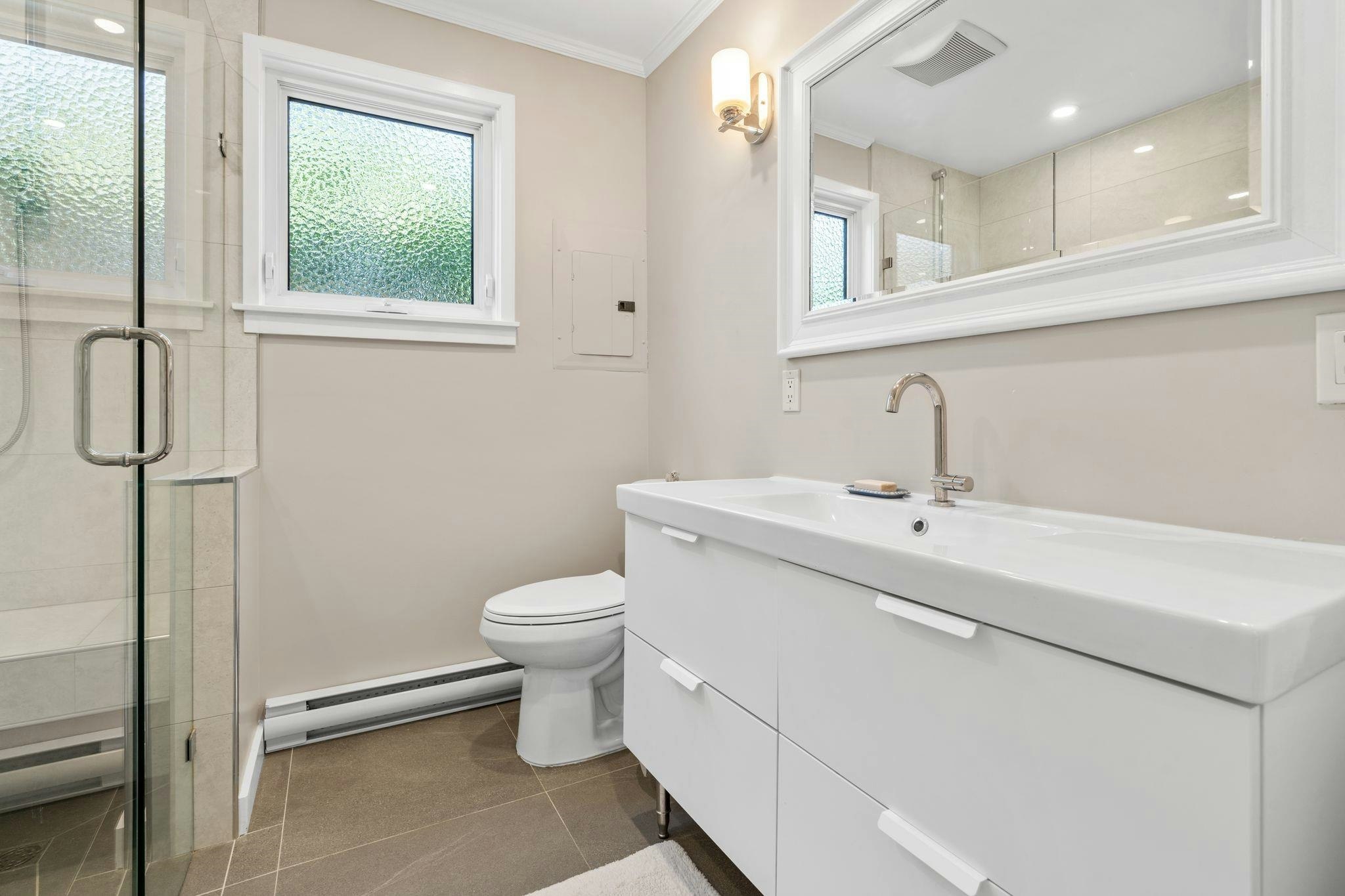 1216 Pinewood Crescent, North Vancouver, BC, V7P 1E9 - 19