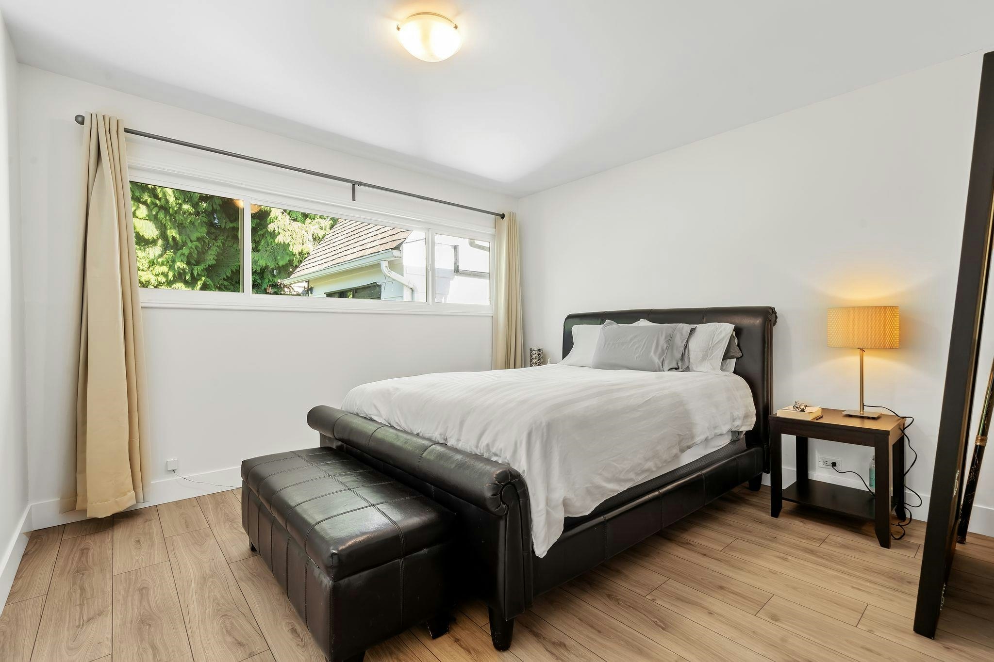 1216 Pinewood Crescent, North Vancouver, BC, V7P 1E9 - 23