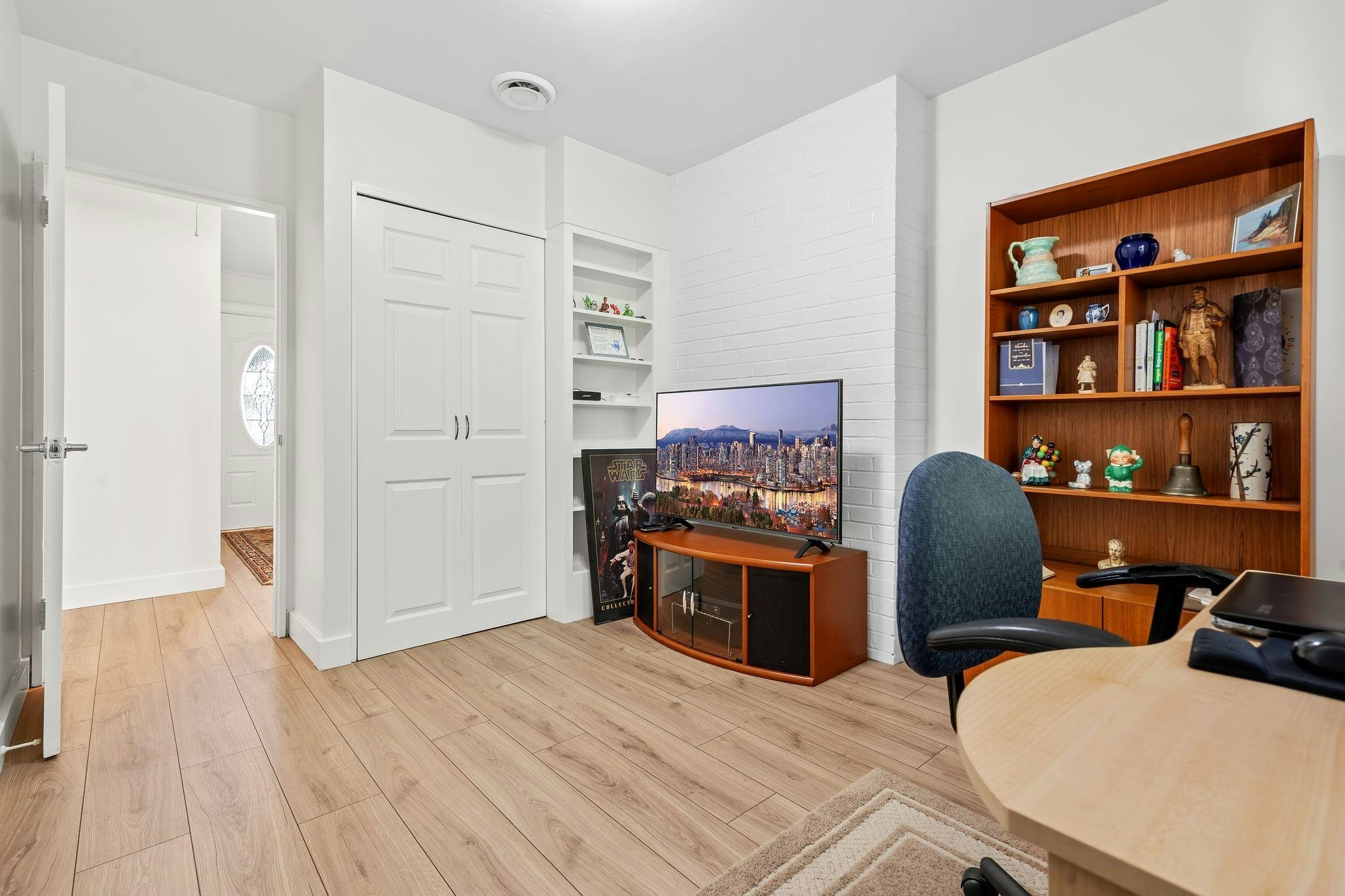 1216 Pinewood Crescent, North Vancouver, BC, V7P 1E9 - 26