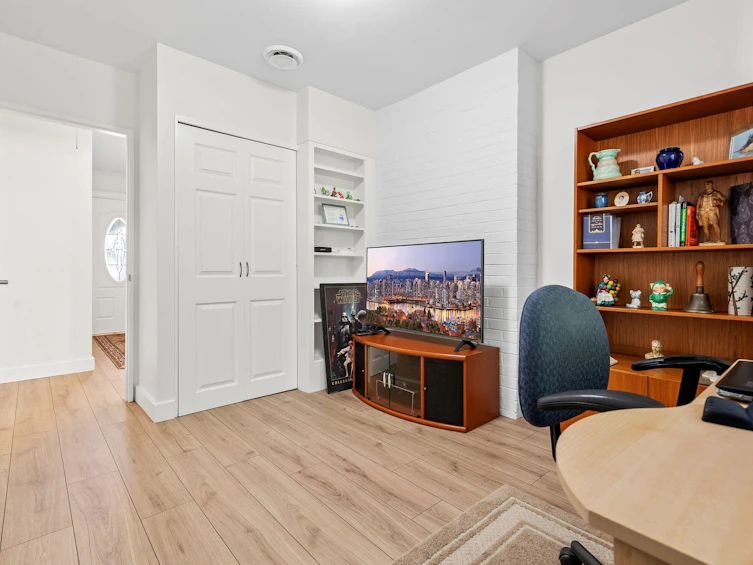 1216 Pinewood Crescent, North Vancouver, BC, V7P 1E9 - 26