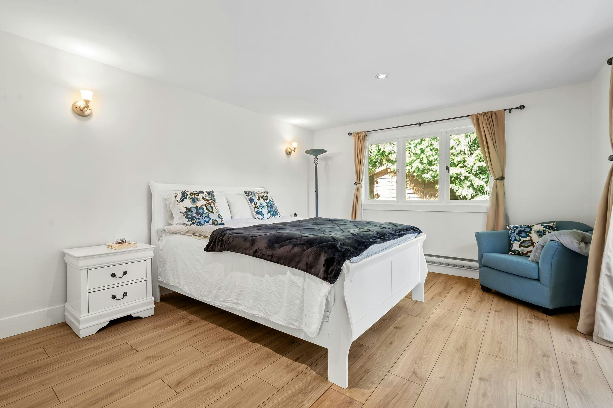 1216 Pinewood Crescent, North Vancouver, BC, V7P 1E9 - 17