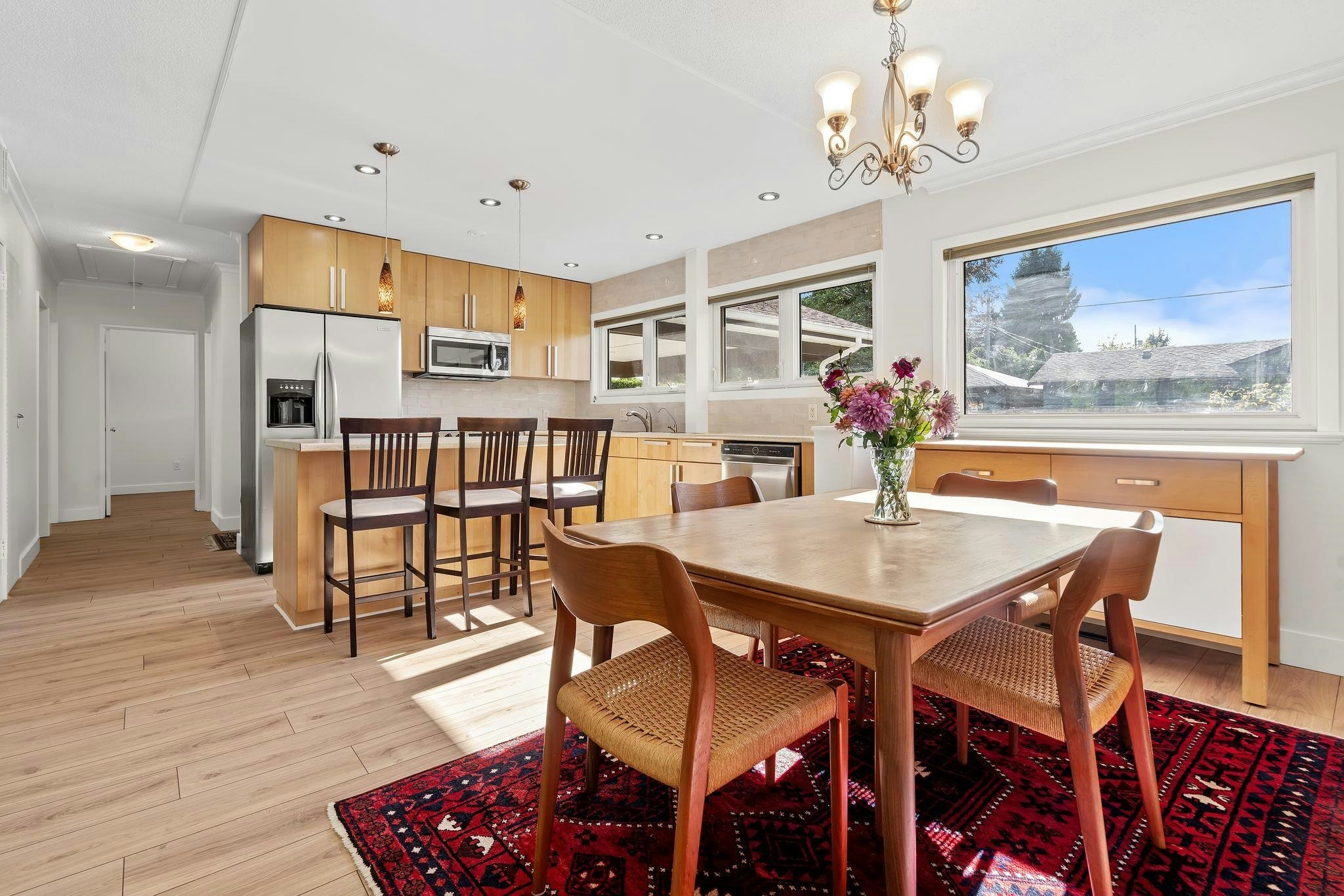 1216 Pinewood Crescent, North Vancouver, BC, V7P 1E9 - 9