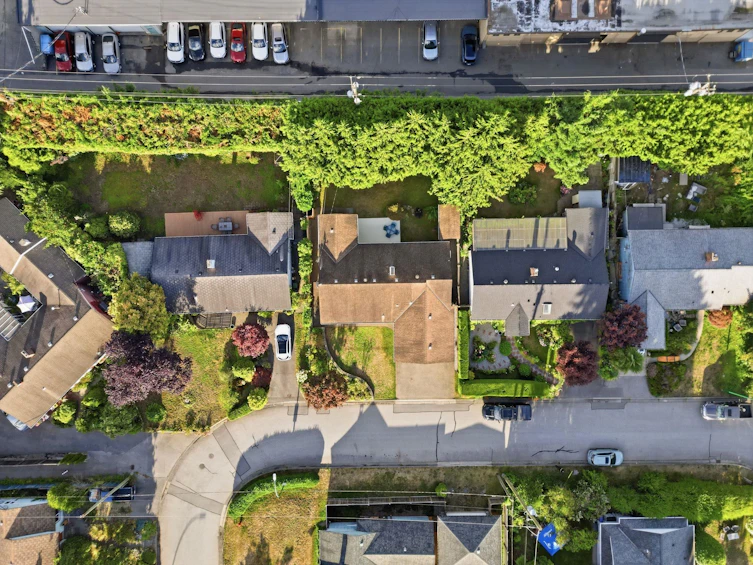 1216 Pinewood Crescent, North Vancouver, BC, V7P 1E9 - 36