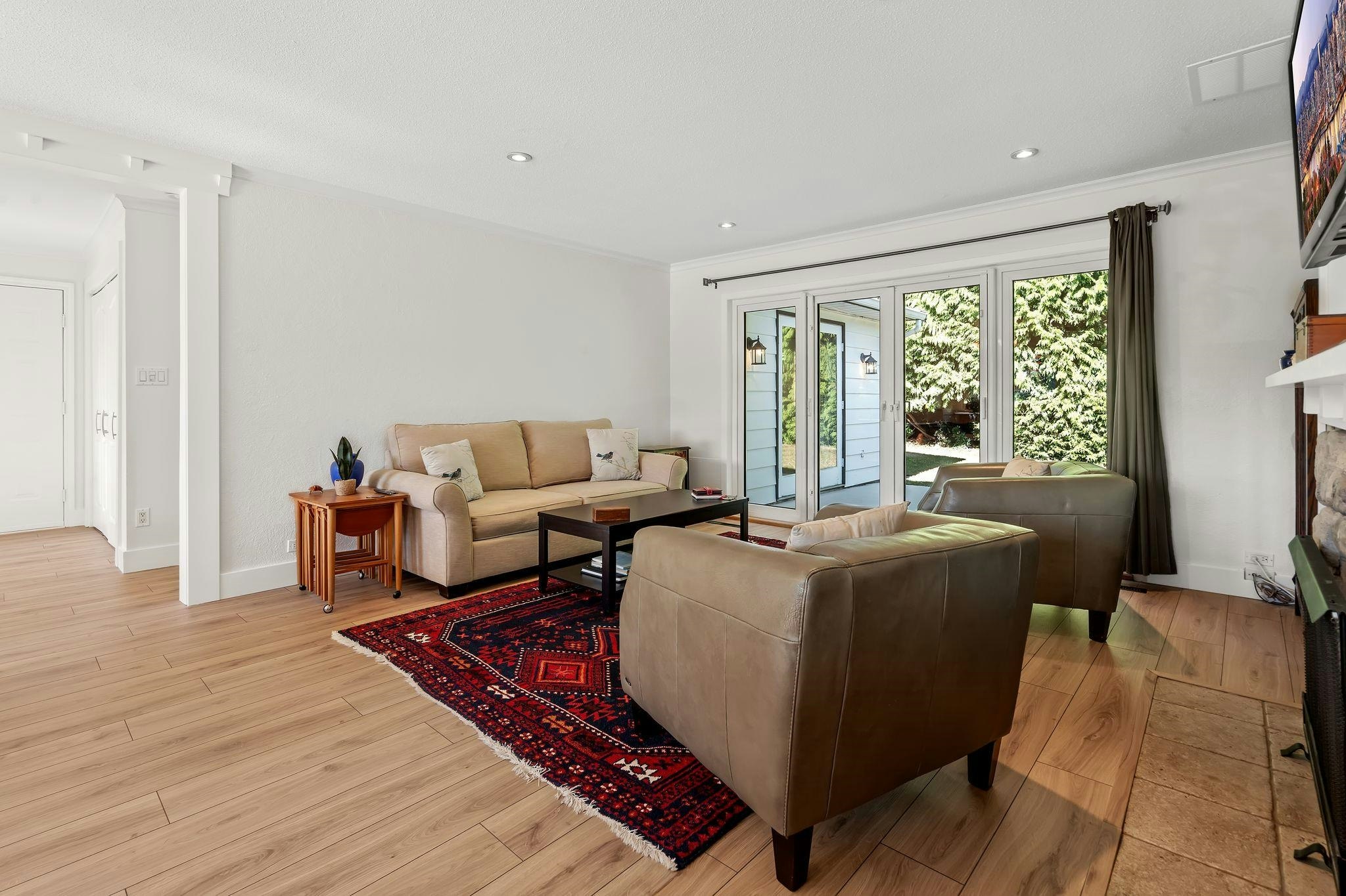 1216 Pinewood Crescent, North Vancouver, BC, V7P 1E9 - 13