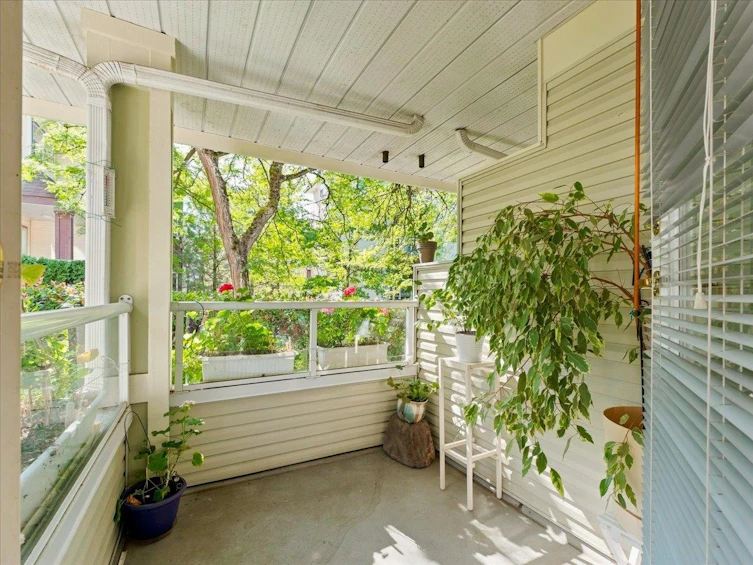 207-3638 Rae Avenue, Vancouver, BC, V5R 2P5 - 13