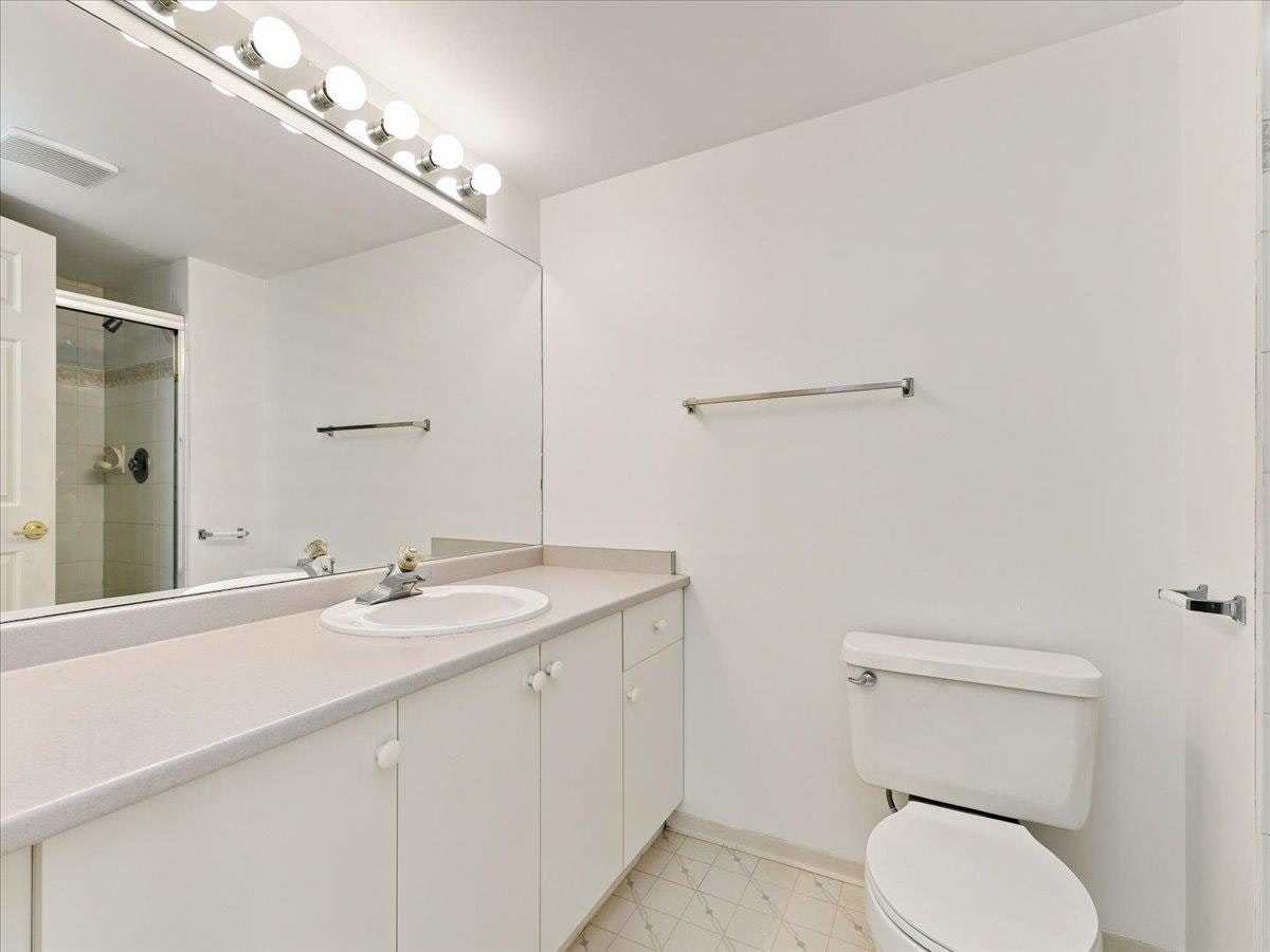207-3638 Rae Avenue, Vancouver, BC, V5R 2P5 - 18