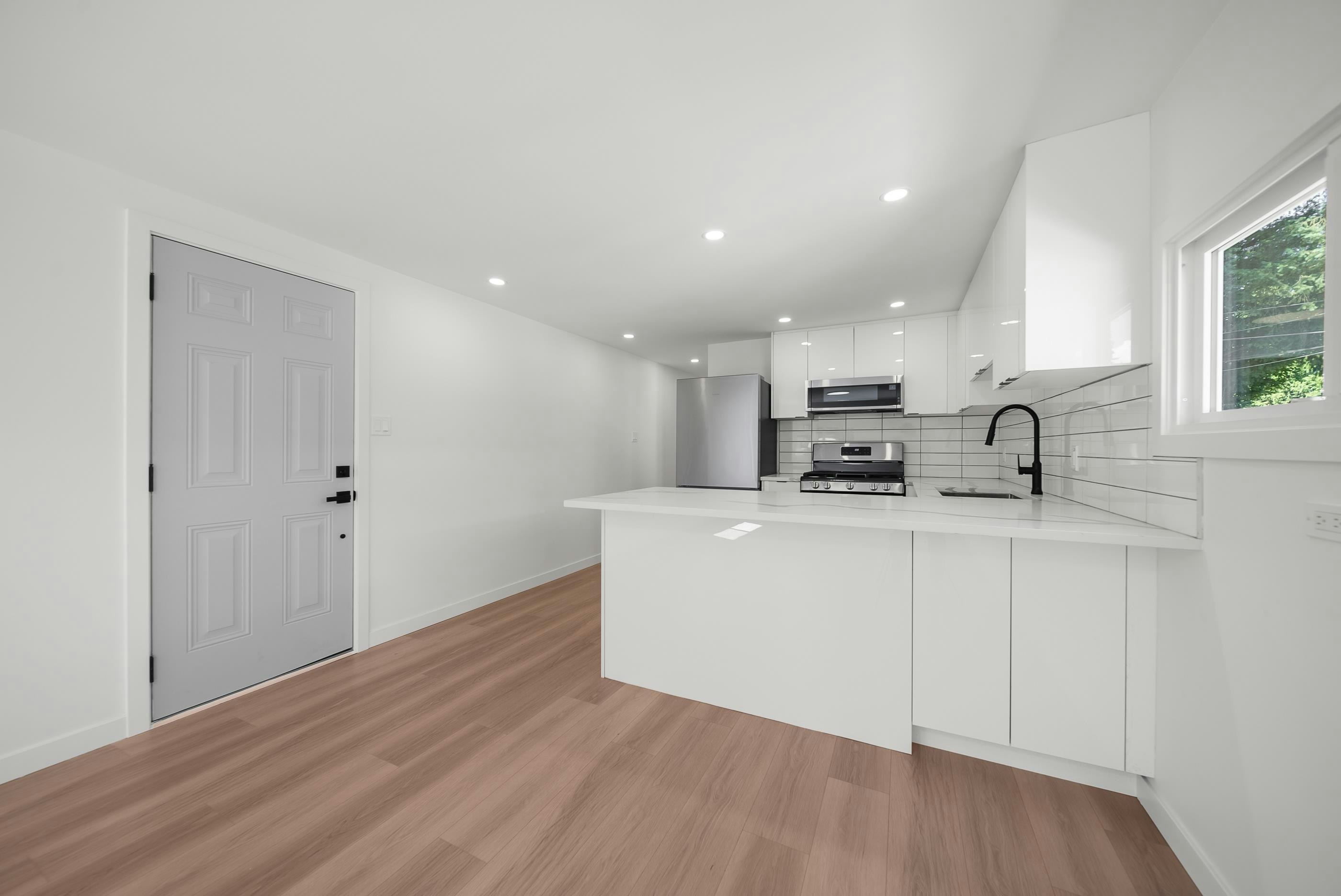 39-21163 Lougheed Highway, Maple Ridge, BC, V2X 2R4 - 9