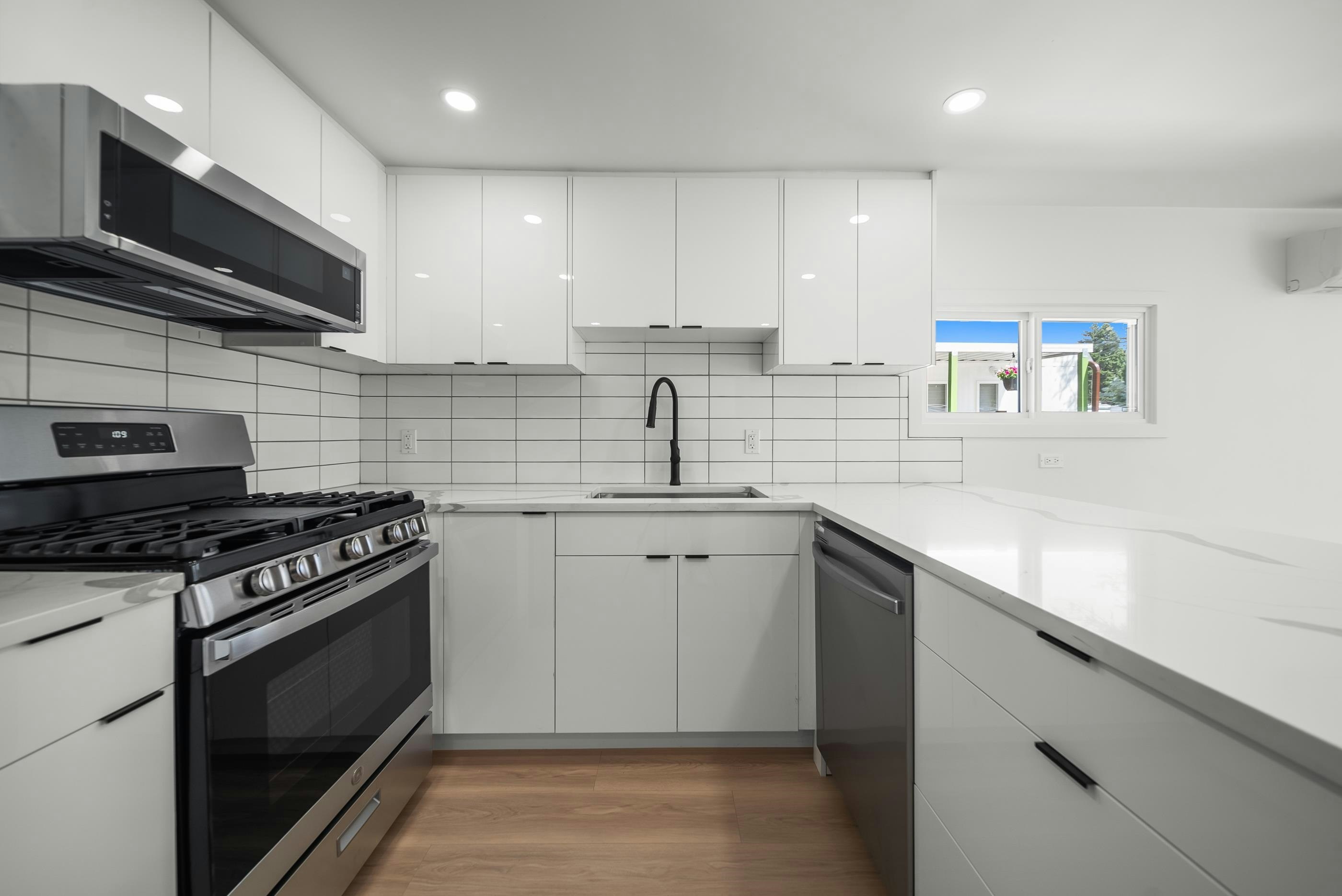 39-21163 Lougheed Highway, Maple Ridge, BC, V2X 2R4 - 6