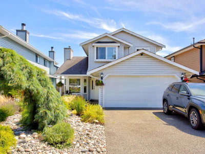 2734 Westlake Drive - 2