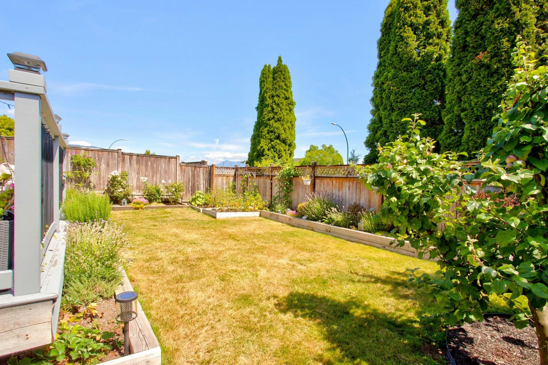 2734 Westlake Drive, Coquitlam, BC, V3C 5J7 - 36