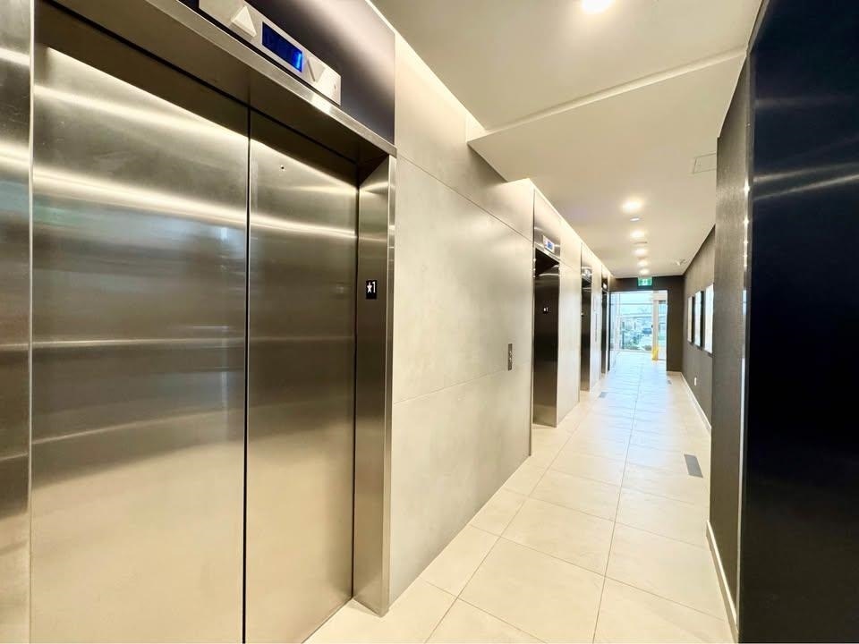 6XX-10448 University Drive, Surrey, BC, V3T 0S7 - 16