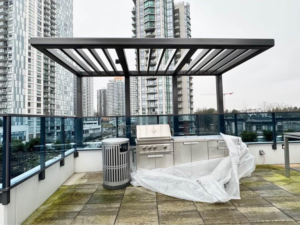 6XX-10448 University Drive, Surrey, BC, V3T 0S7 - 6