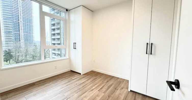 6XX-10448 University Drive, Surrey, BC, V3T 0S7 - 7